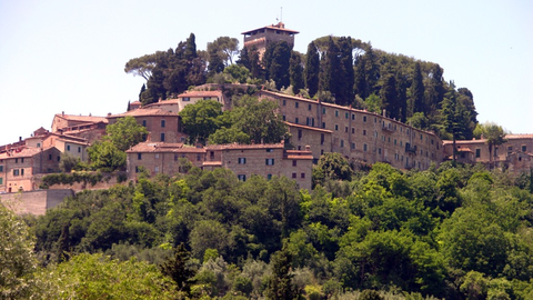 Cetona town