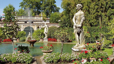 Pfanner gardens in Lucca