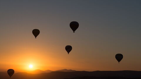 Hot air ballooning
