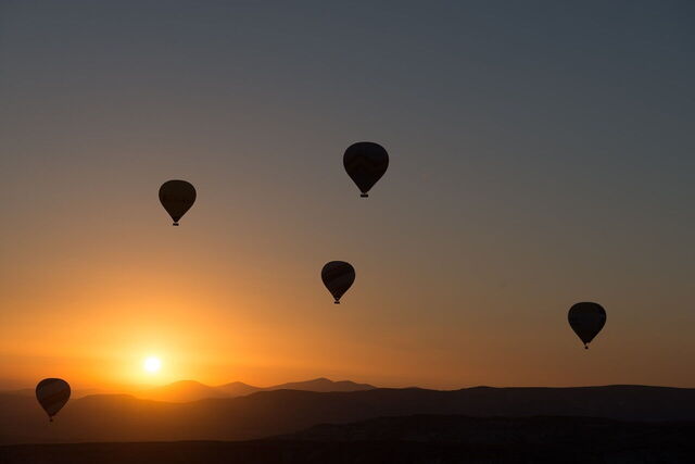 Hot air ballooning