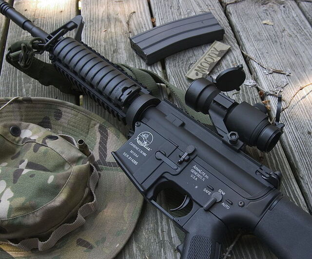 Airsoft pellet gun
