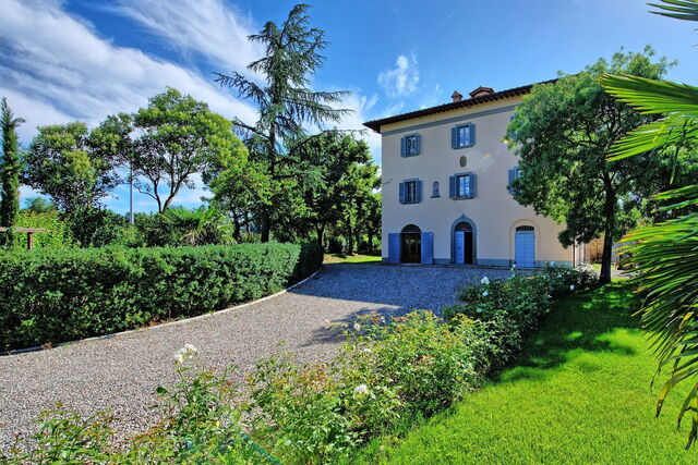Villa Marietta, exterior