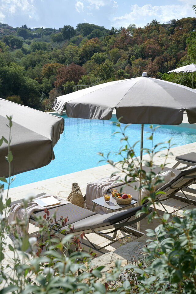 Spereto, pool