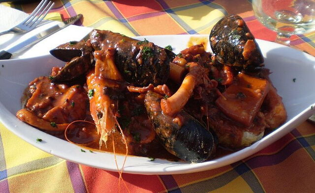 cacciucco fish stew