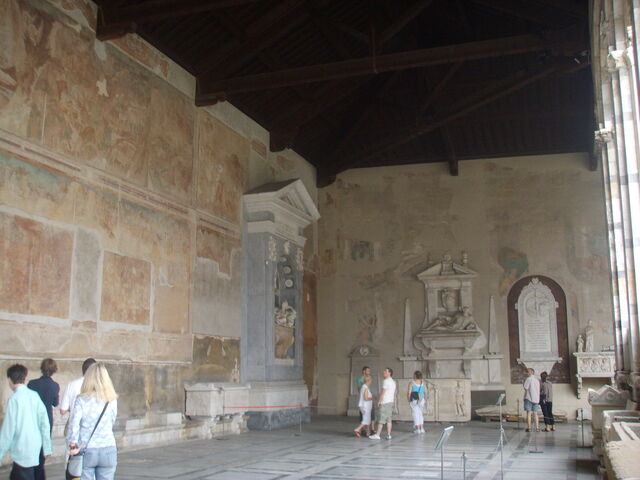 Camposanto, Interior