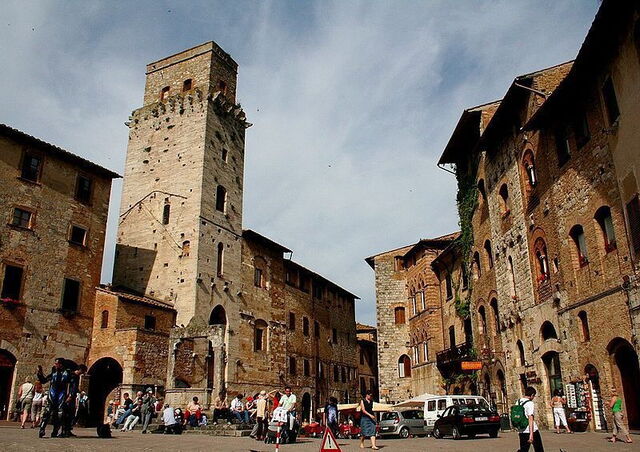 Square in San Gimignano