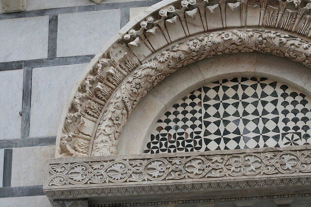 Facade, detail