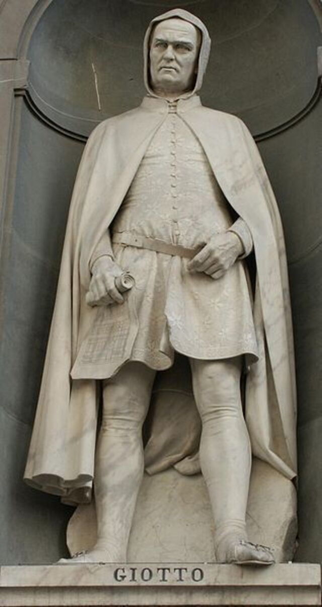 Statue of Giotto at at Uffizi Gallery