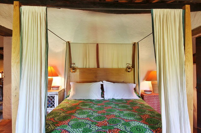 Macennere, bedroom