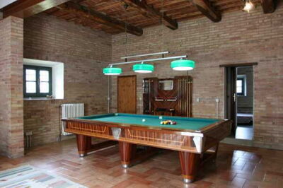 Villa Olimpia Pool Table