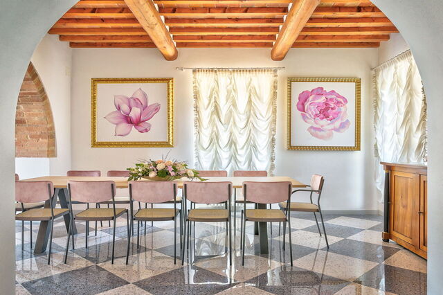 Villa Savina, dining room