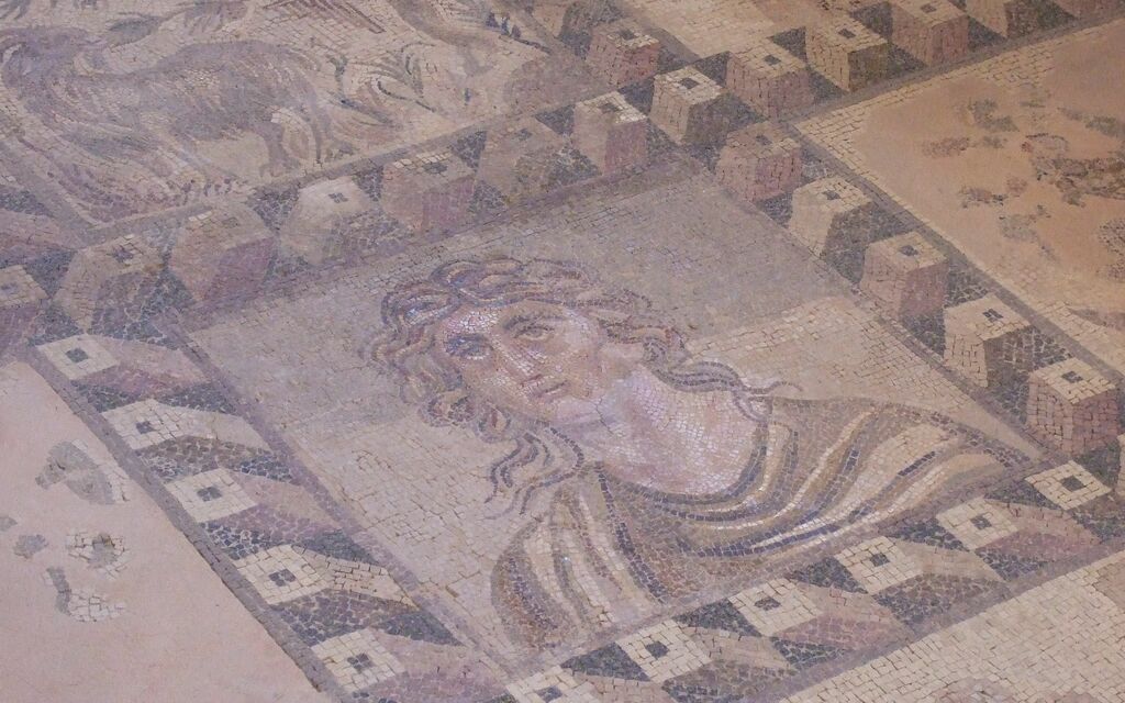 Cyprus Tombs of the Kings aug. 2010