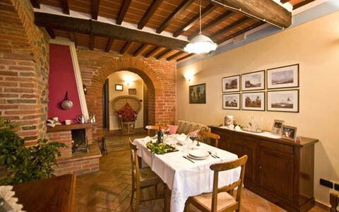 Accommodation:&nbsp;Scirocco