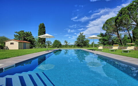 Villa Marietta: Piscina, Proprietà, Immobiliare, Estate, Reflecting Pool, Architettura, Acqua, Casa, Villa, Tempo Libero