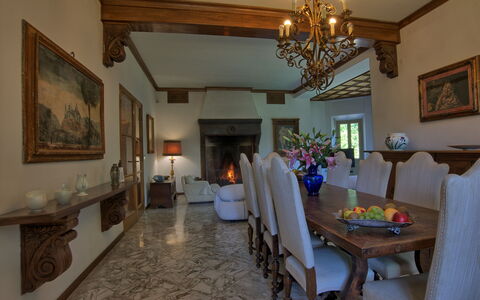 Il Poggio Di Patrignone: Proprietà, Camera, Costruzione, Sala Da Pranzo, Interior Design, Immobiliare, Soffitto, Casa, Mobilia, Estate