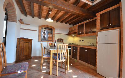 Appartamento Primula: Proprietà, Camera, Costruzione, Mobilia, Casa, Immobiliare, Soffitto, Cucina, Interior Design, Casa