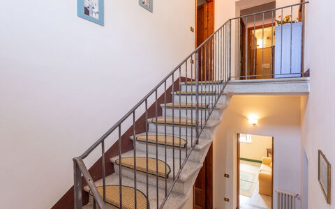 Villa Mastiano: Le Scale, Corrimano, Proprietà, Camera, Costruzione, Colonna, Casa, Immobiliare, Casa, Architettura