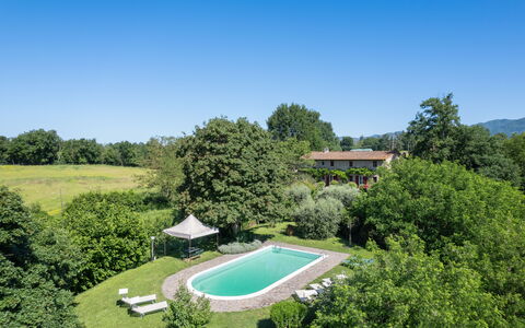 La Forra: Cielo, Proprietà, Acqua, Pianta, Piscina, Paesaggio Naturale, Lotto, Albero, Vegetazione, Erba