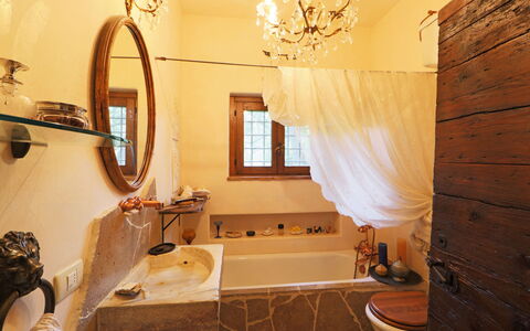 Oasis: Mirror, Plumbing Fixture, Property, Tap, Sink, Building, Bathroom, Bathroom Sink, Bathtub