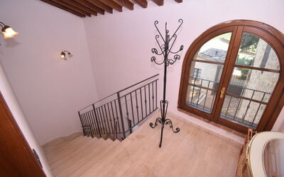 rocche-di-valiano-chianti-castelnuovo-berardenga-verbena-scale