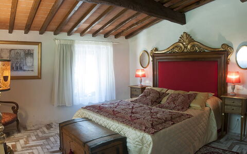 Agriturismo La Pieve: Camera Da Letto, Letto, Camera, Mobilia, Proprietà, Telaio Del Letto, Interior Design, Lenzuolo, Soffitto, Bedding