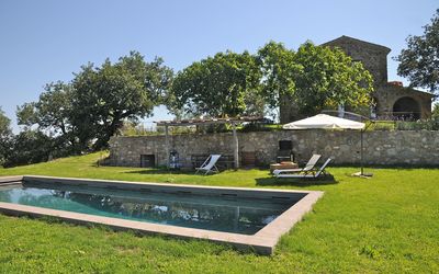 Podere Palazzo: Architecture, Property, House, Tree, Grass, Building, Estate, Home, Plant, Landscape