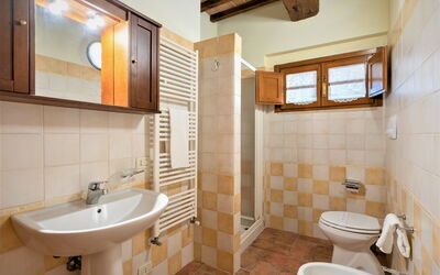 villino-bazzani-casole-d-elsa-multiproprieta-appartamento-bazzani-3-bagno