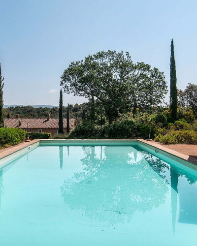 Lavacchio 18: Water, Sky, Plant, Property, Swimming Pool, Azure, Tree, Shade, Body Of Water, Leisure