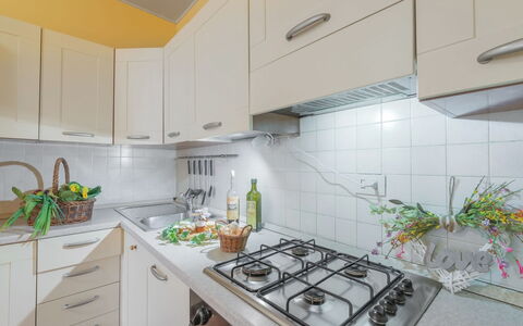 la-torre-apartments-pisotia-multiproprieta-torricella-2-cucina