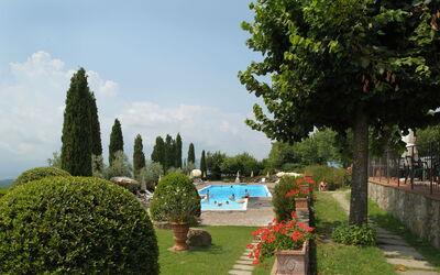 la-piazza-di-san-donato-reggello-multiproprieta-san-donato-1-trilo-giardino