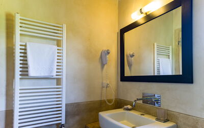 tenuta-san-jacopo-cavriglia-multiproprieta-vinsantaia-canaiolo-bagno
