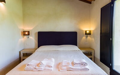 tenuta-san-jacopo-cavriglia-multiproprieta-vinsantaia-canaiolo-camera-da-letto