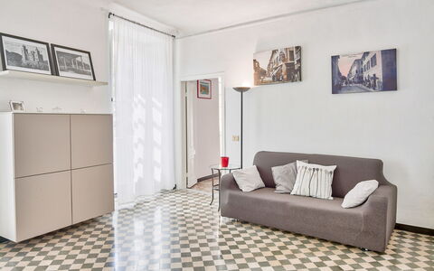 Via Dante Vacanze - Levanto: Mobilia, Camera, Proprietà, Interior Design, Soggiorno, Pavimento, Costruzione, Parete, Immobiliare, Casa