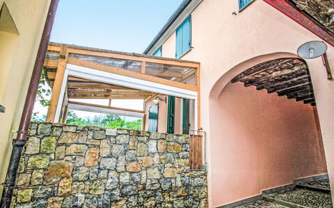 Pignone 150: Parete, Architettura, Shade, Illuminazione Diurna, Hacienda, Balcone, Villa, Eco Hotel