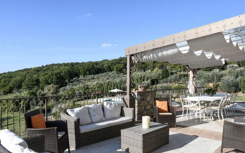 Villa Di Cinzia: Proprietà, Immobiliare, Casa, Costruzione, Terrazza, Casa, Mobilia, Design, Camera, Appartamento