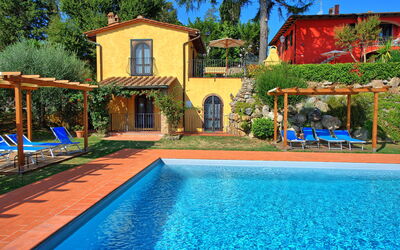 Accommodation:&nbsp;Casa Rossa 3