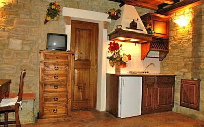 Accommodation:&nbsp;Montegonzi Cottage
