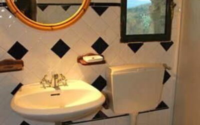 Accommodation:&nbsp;Montegonzi Cottage