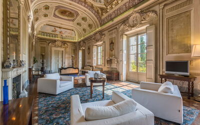 Accommodation:&nbsp;Galleria