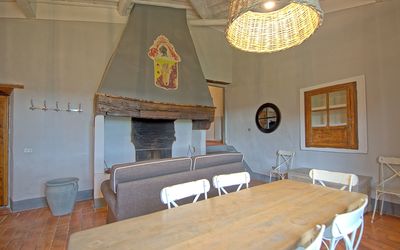 Acciaioli 14: Room, Property, Furniture, Building, Interior Design, Living Room, Table, Floor, House, Ceiling