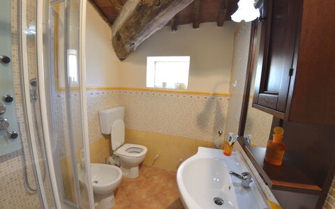 Casa Di Renzo: Bathroom, Room, Property, House, Plumbing Fixture, Building, Real Estate, Architecture, Interior Design, Sink