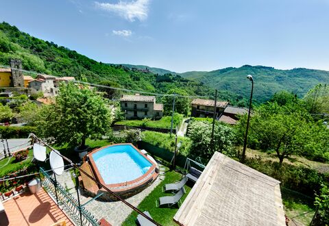 Casa Di Renzo: Proprietà, Hill Station, Immobiliare, Casa, Costruzione, Area Rurale, Cielo, Piscina, Turismo, Zona Residenziale