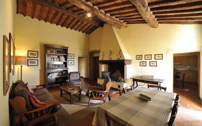 Accommodation:&nbsp;Fiori 5