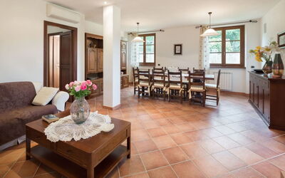 Accommodation:&nbsp;Ruby