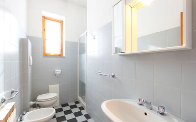 Accommodation:&nbsp;Sole 930.1