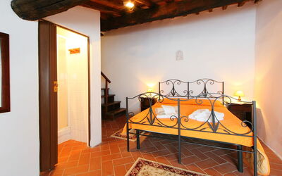 Accommodation:&nbsp;Poggiolo 820.4