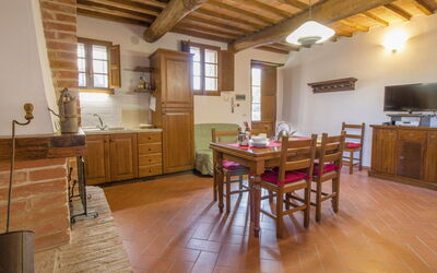 Alloggio:&nbsp;Rapolano 600.5