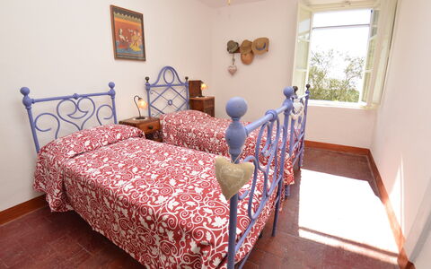 Collina Lagomare: Bedroom, Furniture, Bed, Room, Bed Sheet, Property, Bedding, Bed Frame, Floor, Interior Design