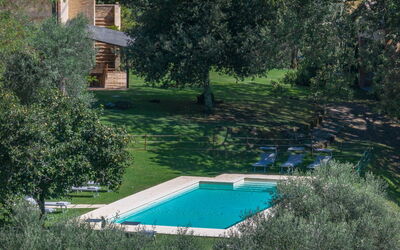 Castello D'Ombrone: Water, Plant, Building, Swimming Pool, Tree, Window, Natural Landscape, Shade, Grass, Shrub