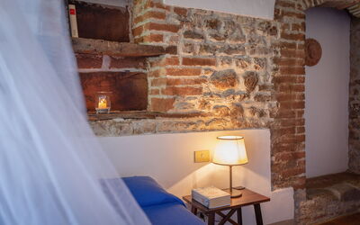 pratale-apartments-chianti-tavernelle-val-di-pesa-agriturismo-apt-trilocale-4-pax-camera-da-letto